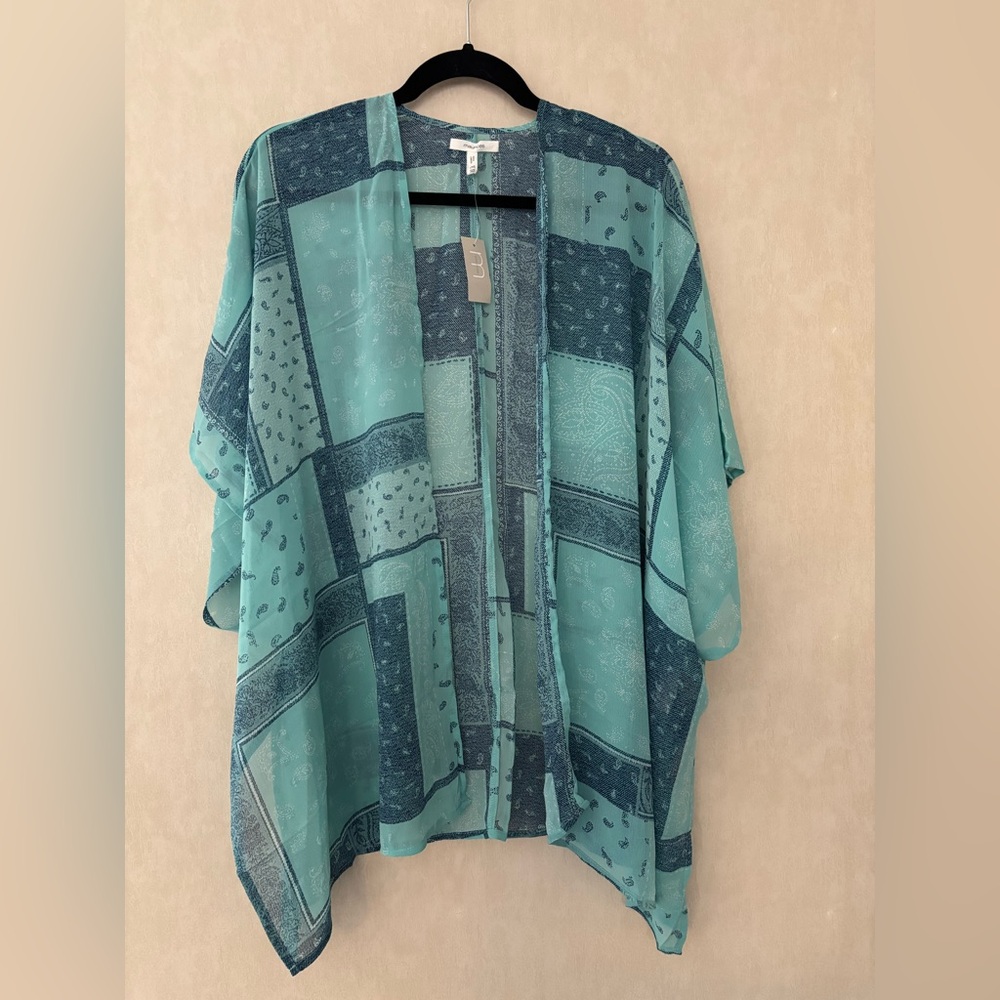 Maurices Relaxed Green and Blue Sheer Kimono Top